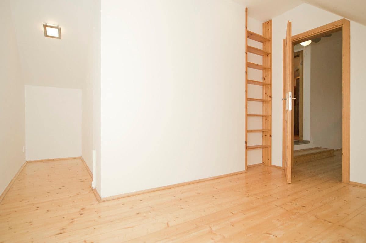 Pronájem bytu 3+kk 93 m², Janovského, Praha, Praha Pronájem bytu 3+kk 93 m², Janovského, Praha, Praha