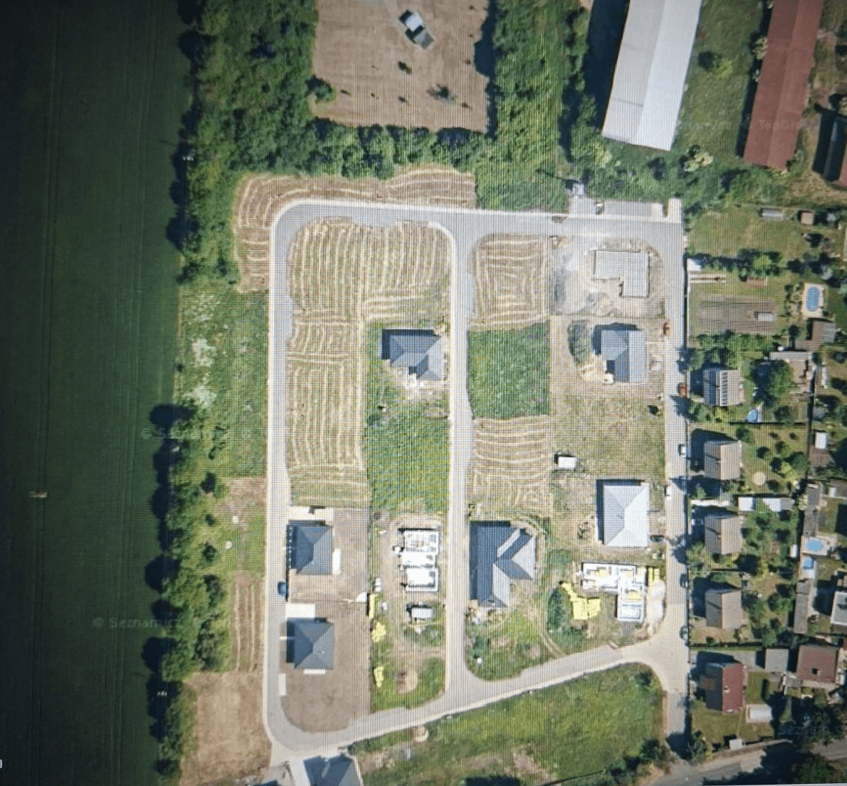 Prodej pozemku 700 m², Jizerní Vtelno, Středočeský kraj Prodej pozemku 700 m², Jizerní Vtelno, Středočeský kraj