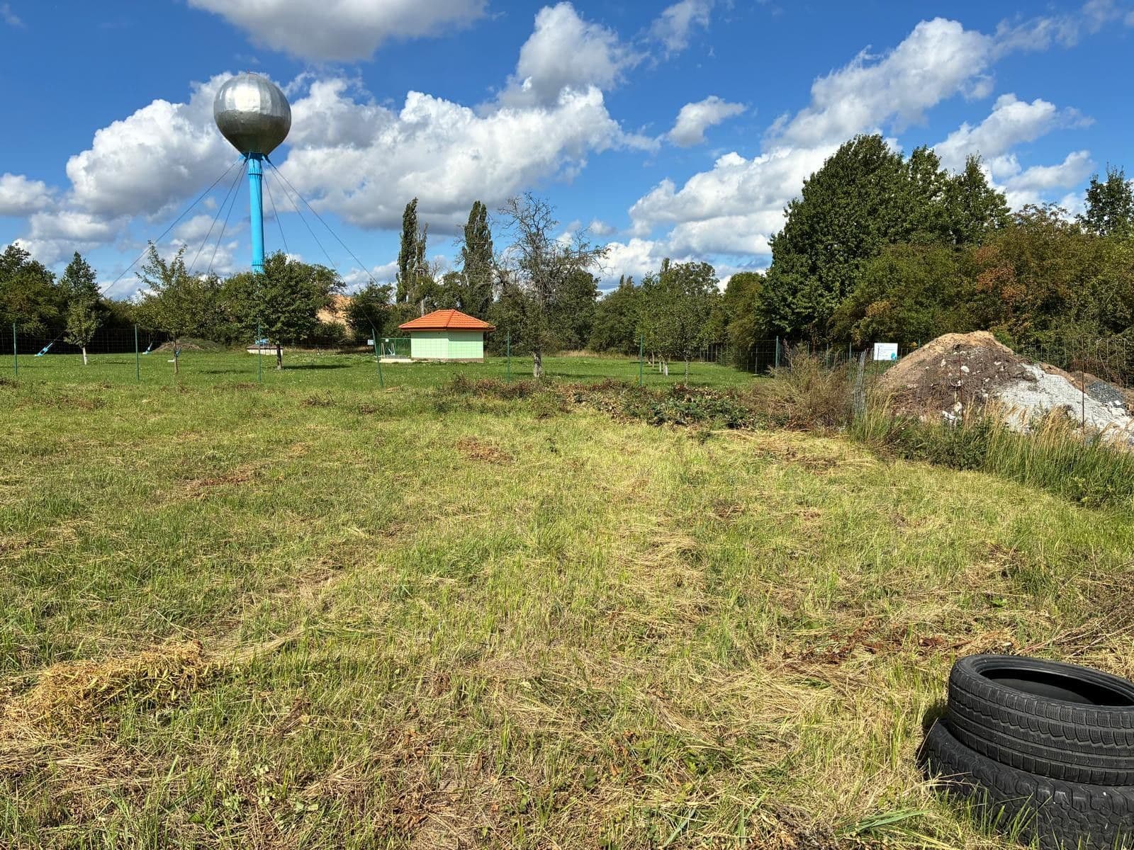 Prodej pozemku 751 m², Jizerní Vtelno, Středočeský kraj Prodej pozemku 751 m², Jizerní Vtelno, Středočeský kraj
