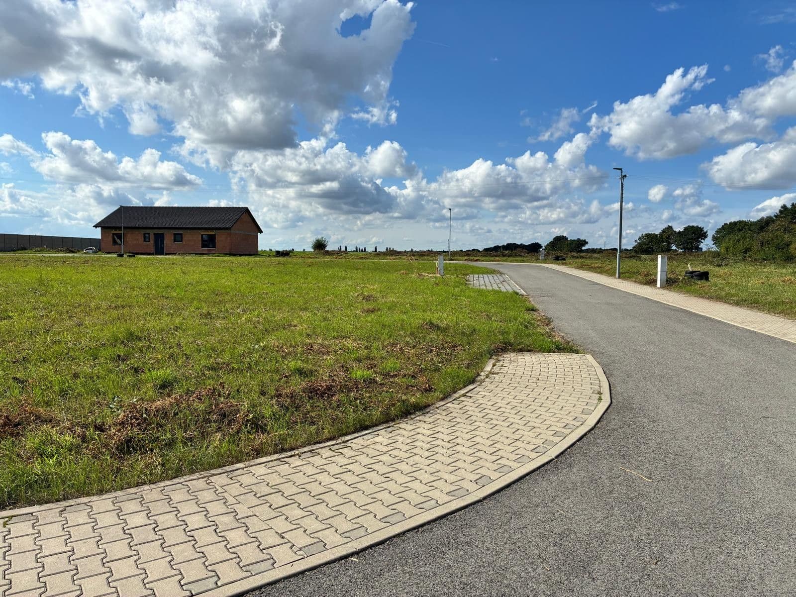 Prodej pozemku 751 m², Jizerní Vtelno, Středočeský kraj Prodej pozemku 751 m², Jizerní Vtelno, Středočeský kraj