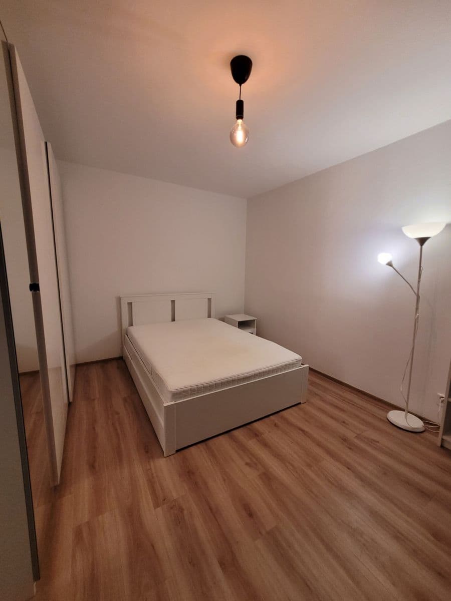 Pronájem bytu 1+1 35 m², Dvořišťská, Praha, Praha Pronájem bytu 1+1 35 m², Dvořišťská, Praha, Praha