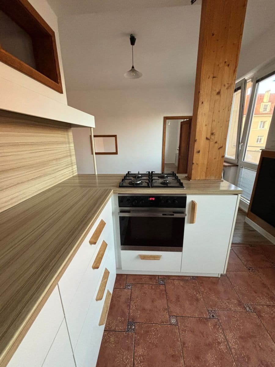 Pronájem bytu 2+kk 50 m², K. H. Máchy, Příbram, Středočeský kraj Pronájem bytu 2+kk 50 m², K. H. Máchy, Příbram, Středočeský kraj