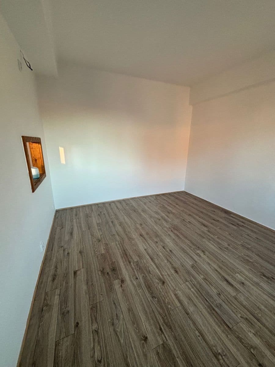 Pronájem bytu 2+kk 50 m², K. H. Máchy, Příbram, Středočeský kraj Pronájem bytu 2+kk 50 m², K. H. Máchy, Příbram, Středočeský kraj