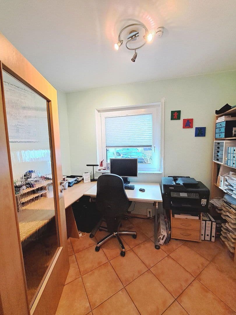 Prodej domu 126 m², pozemek 726 m², Keltenweg 2, Osburg, Porýní-Falc Prodej domu 126 m², pozemek 726 m², Keltenweg 2, Osburg, Porýní-Falc