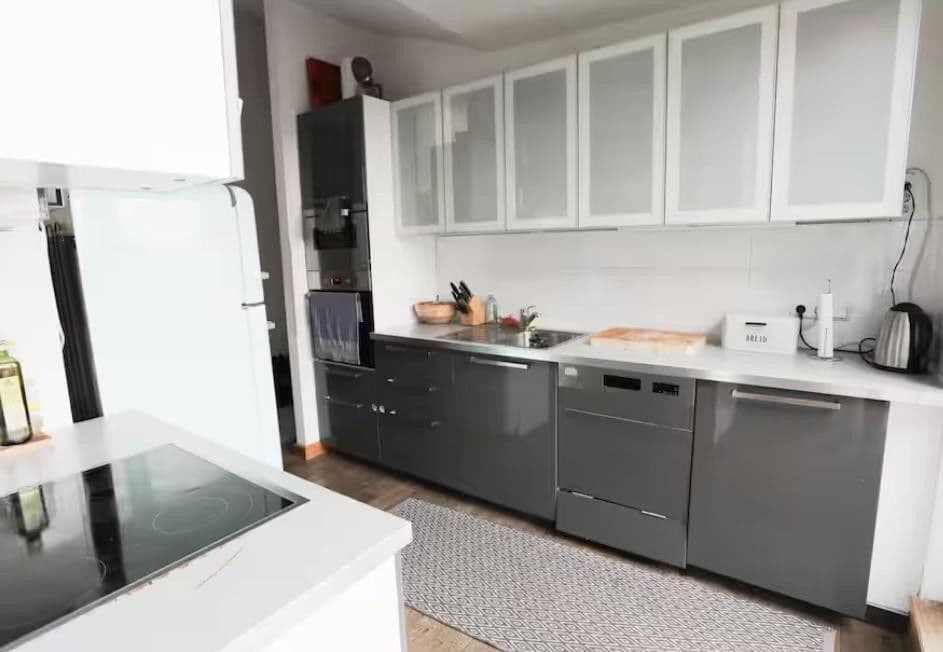 Pronájem bytu 3+1 135 m², Badstr. 61, Berlin, Berlín Pronájem bytu 3+1 135 m², Badstr. 61, Berlin, Berlín