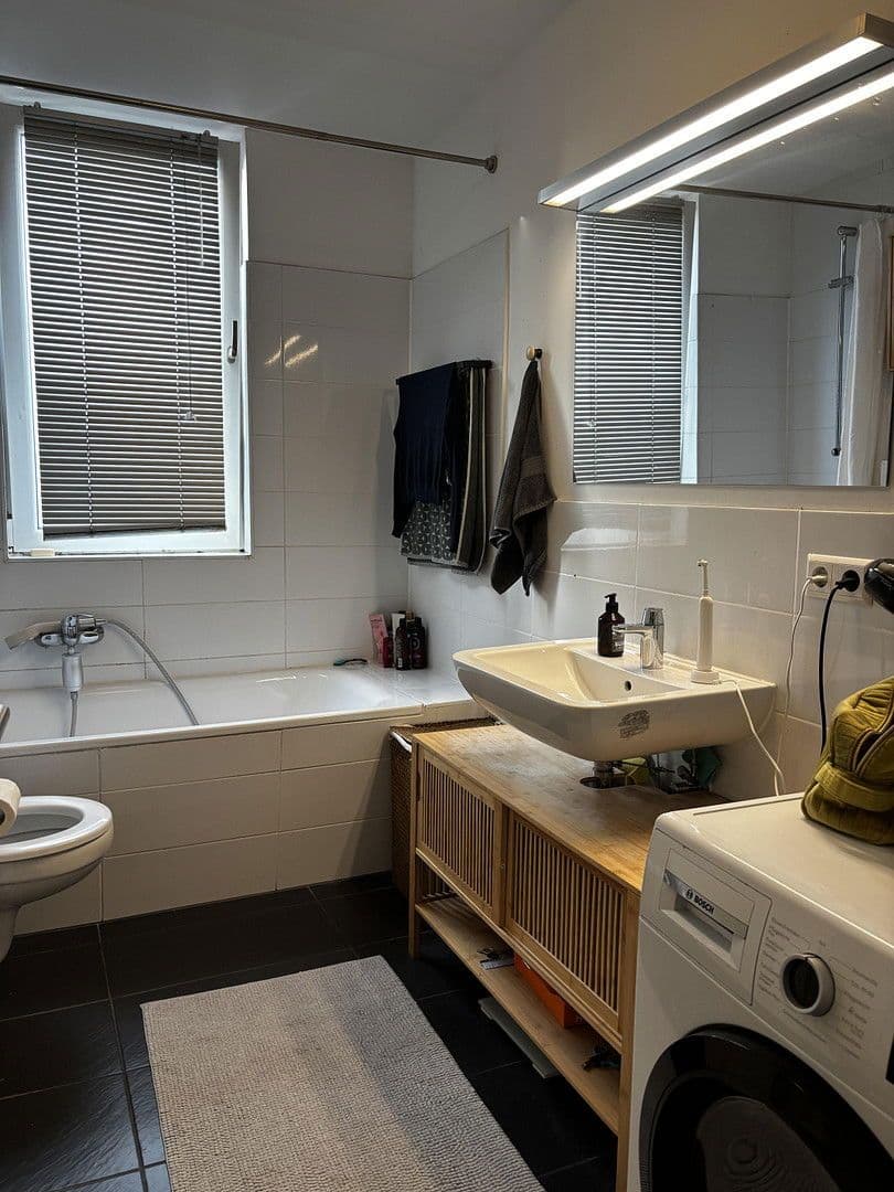 Pronájem bytu 3+1 135 m², Badstr. 61, Berlin, Berlín Pronájem bytu 3+1 135 m², Badstr. 61, Berlin, Berlín