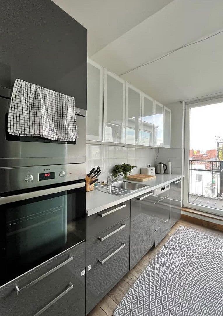 Pronájem bytu 3+1 135 m², Badstr. 61, Berlin, Berlín Pronájem bytu 3+1 135 m², Badstr. 61, Berlin, Berlín