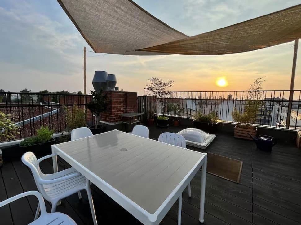 Pronájem bytu 3+1 135 m², Badstr. 61, Berlin, Berlín Pronájem bytu 3+1 135 m², Badstr. 61, Berlin, Berlín