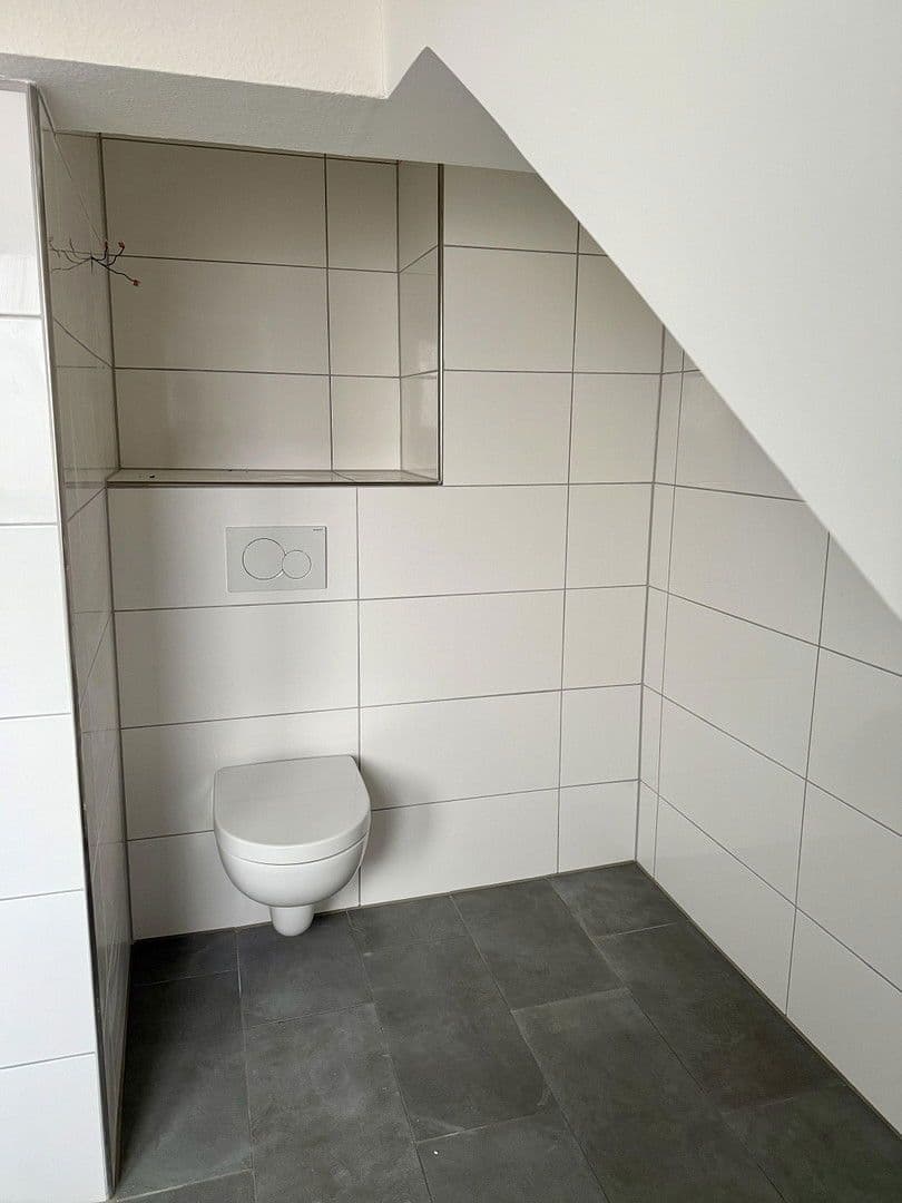 Pronájem bytu 2+1 85 m², Gartenstraße 30, Ludwigshafen am Rhein, Porýní-Falc Pronájem bytu 2+1 85 m², Gartenstraße 30, Ludwigshafen am Rhein, Porýní-Falc