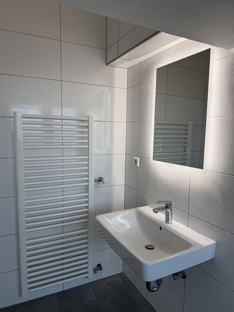 Pronájem bytu 2+1 85 m², Gartenstraße 30, Ludwigshafen am Rhein, Porýní-Falc Pronájem bytu 2+1 85 m², Gartenstraße 30, Ludwigshafen am Rhein, Porýní-Falc