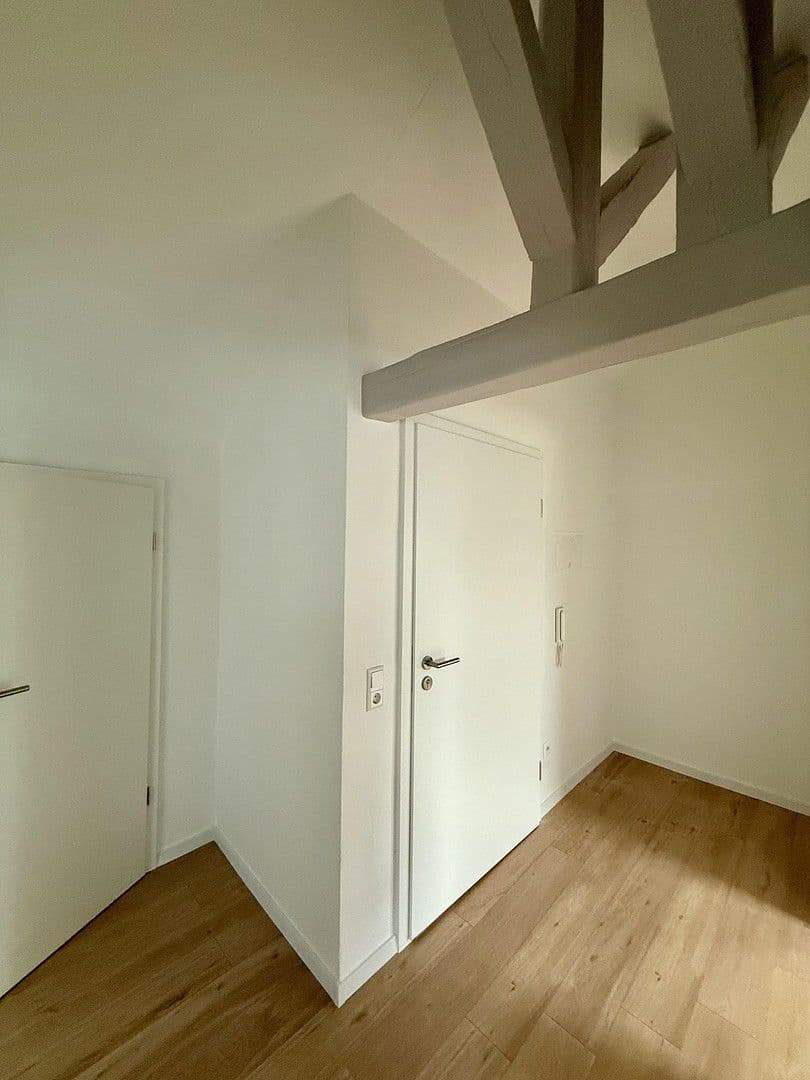 Pronájem bytu 2+1 85 m², Gartenstraße 30, Ludwigshafen am Rhein, Porýní-Falc Pronájem bytu 2+1 85 m², Gartenstraße 30, Ludwigshafen am Rhein, Porýní-Falc