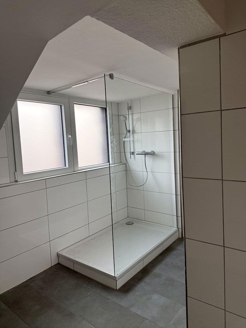 Pronájem bytu 2+1 85 m², Gartenstraße 30, Ludwigshafen am Rhein, Porýní-Falc Pronájem bytu 2+1 85 m², Gartenstraße 30, Ludwigshafen am Rhein, Porýní-Falc