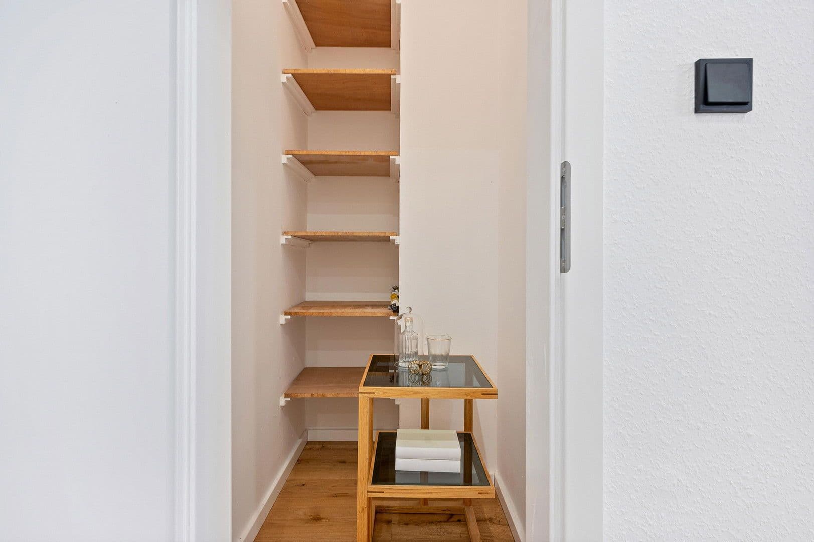 Prodej bytu 4+1 89 m², Walluf, Hessen Prodej bytu 4+1 89 m², Walluf, Hessen