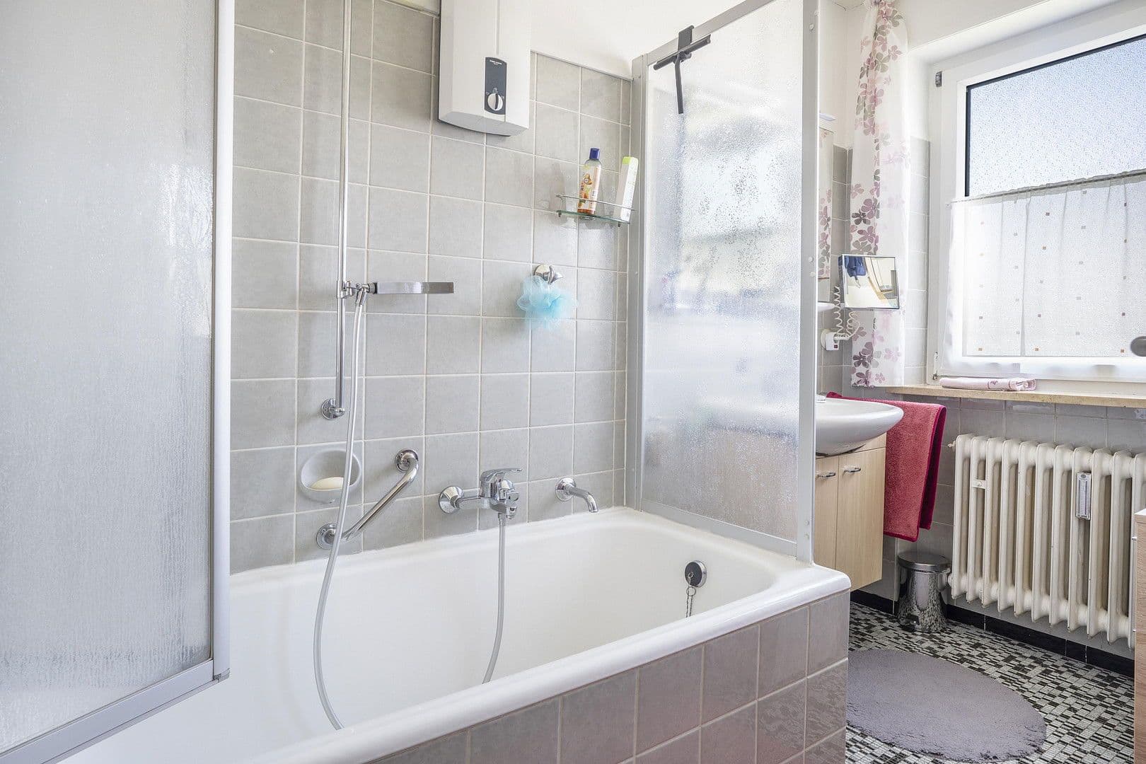 Prodej bytu 2+1 58 m², Enzianstr. 7, Augsburg, Bavorsko Prodej bytu 2+1 58 m², Enzianstr. 7, Augsburg, Bavorsko