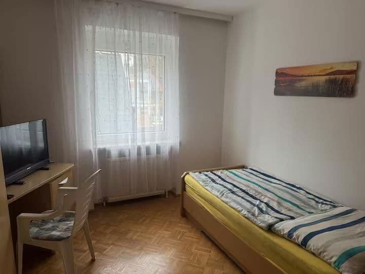 Pronájem bytu 4+1 125 m², Auergütlweg 10, Linz, Horní Rakousko Pronájem bytu 4+1 125 m², Auergütlweg 10, Linz, Horní Rakousko
