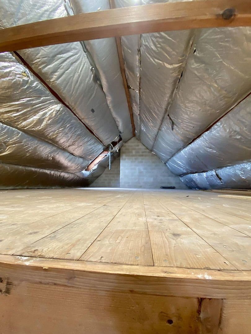 Prodej domu 138 m², pozemek 378 m², Nettetal, Severní Porýní-Vestfálsko Prodej domu 138 m², pozemek 378 m², Nettetal, Severní Porýní-Vestfálsko