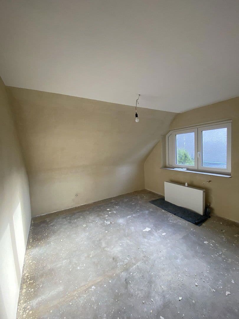 Prodej domu 138 m², pozemek 378 m², Nettetal, Severní Porýní-Vestfálsko Prodej domu 138 m², pozemek 378 m², Nettetal, Severní Porýní-Vestfálsko