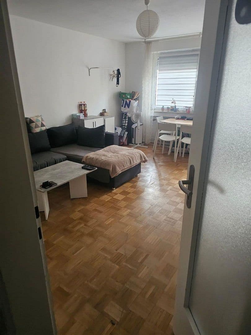 Pronájem bytu 1+1 37 m², Goethestraße 3, Nürnberg, Bavorsko Pronájem bytu 1+1 37 m², Goethestraße 3, Nürnberg, Bavorsko