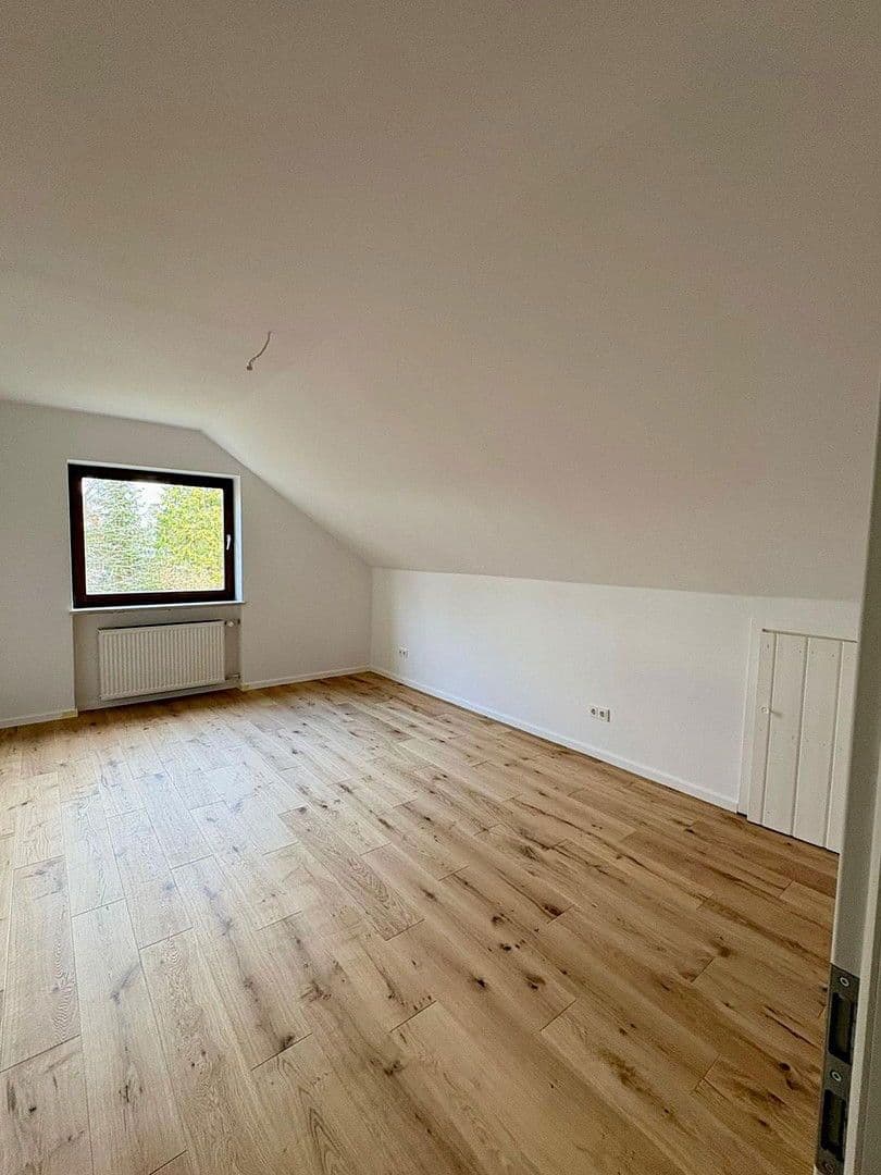 Prodej bytu 2+1 59 m², Mühlthaler Straße 98, München, Bavorsko Prodej bytu 2+1 59 m², Mühlthaler Straße 98, München, Bavorsko