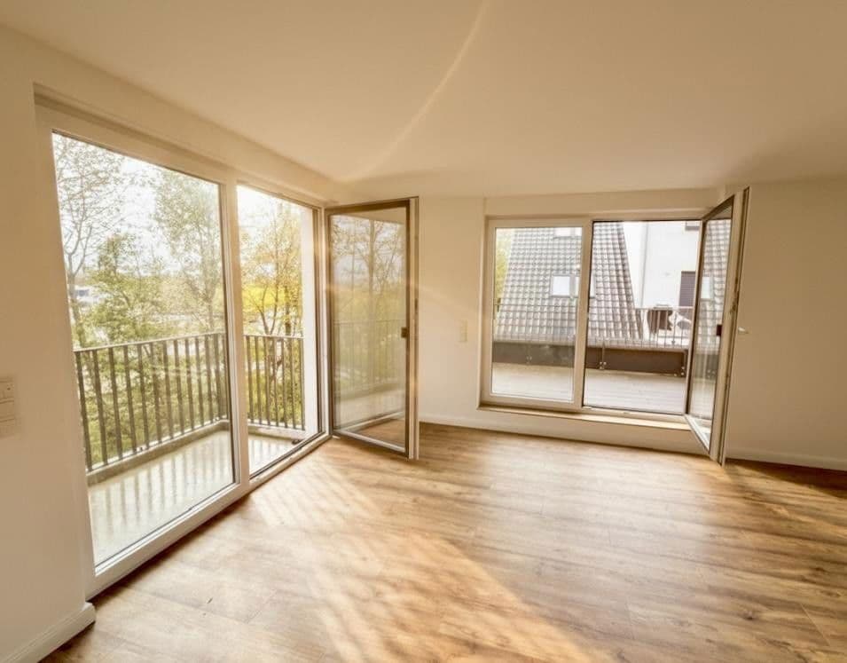 Pronájem bytu 4+1 164 m², Sierksdorfer Straße 65, Neustadt in Holstein, Šlesvicko-Holštýnsko Pronájem bytu 4+1 164 m², Sierksdorfer Straße 65, Neustadt in Holstein, Šlesvicko-Holštýnsko