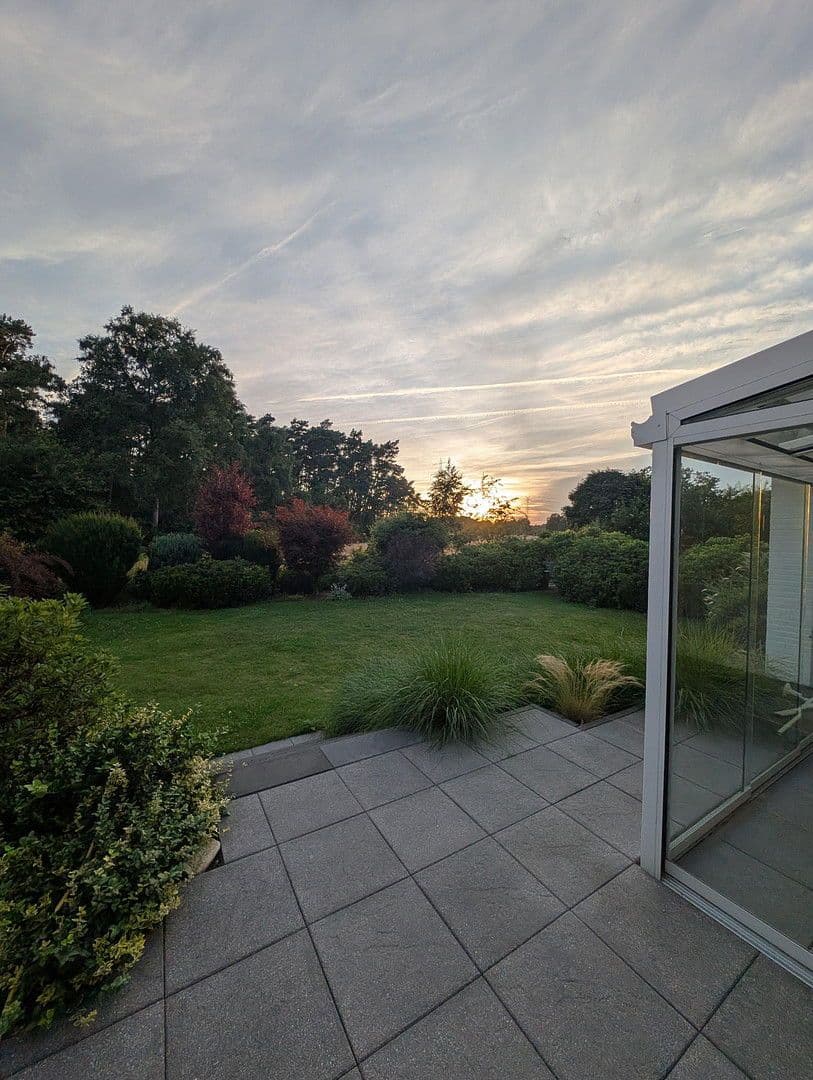 Pronájem bytu 3+1 150 m², Am Tangstedter Forst 21, Norderstedt, Šlesvicko-Holštýnsko Pronájem bytu 3+1 150 m², Am Tangstedter Forst 21, Norderstedt, Šlesvicko-Holštýnsko