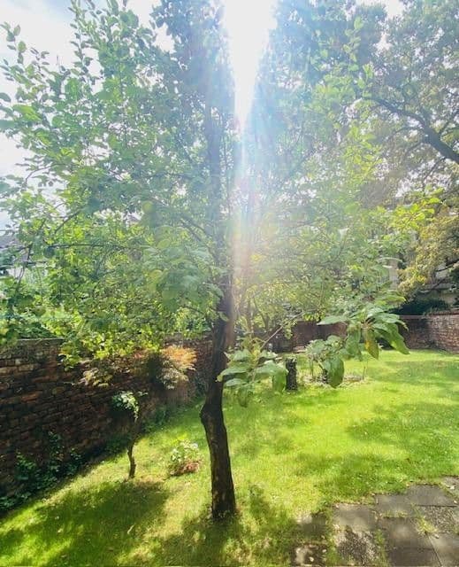 Prodej domu 420 m², pozemek 400 m², Düsseldorf, Severní Porýní-Vestfálsko Prodej domu 420 m², pozemek 400 m², Düsseldorf, Severní Porýní-Vestfálsko