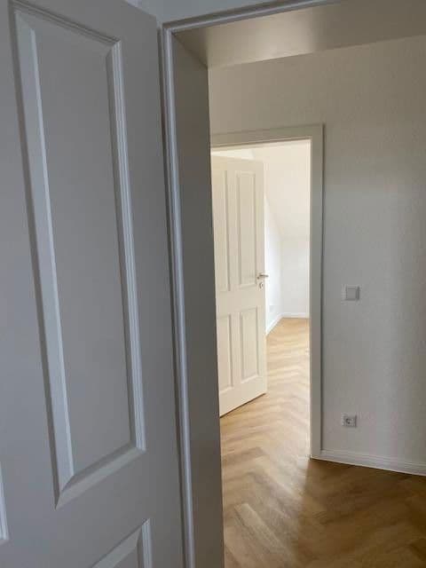 Prodej domu 420 m², pozemek 400 m², Düsseldorf, Severní Porýní-Vestfálsko Prodej domu 420 m², pozemek 400 m², Düsseldorf, Severní Porýní-Vestfálsko