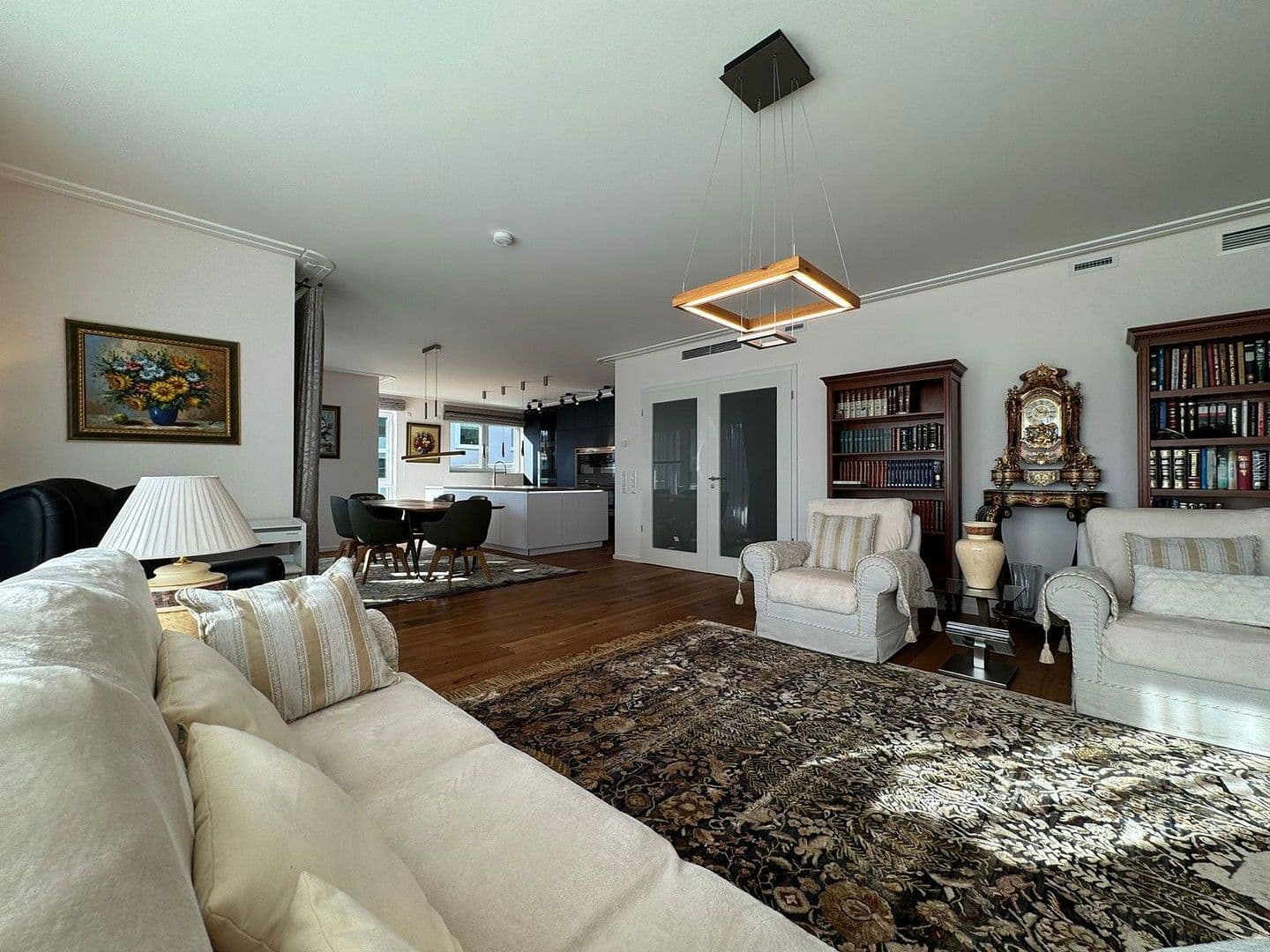 Prodej bytu 4+kk 168 m², Backnang, Bádensko-Württembersko Prodej bytu 4+kk 168 m², Backnang, Bádensko-Württembersko