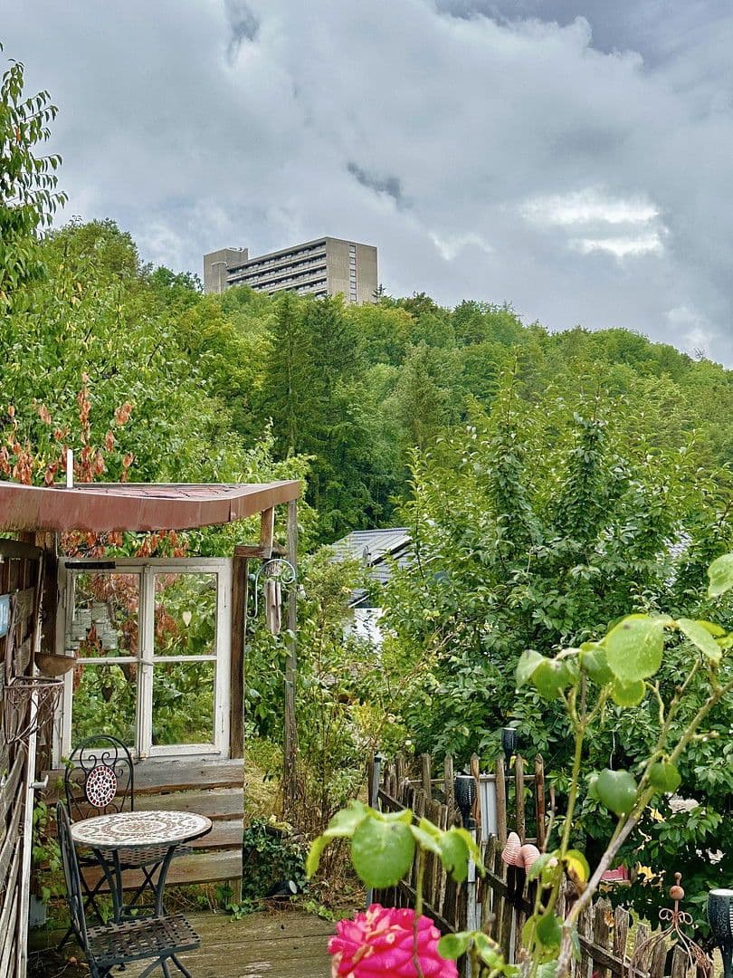 Prodej domu 122 m², pozemek 915 m², Bad Neustadt an der Saale, Bavorsko Prodej domu 122 m², pozemek 915 m², Bad Neustadt an der Saale, Bavorsko