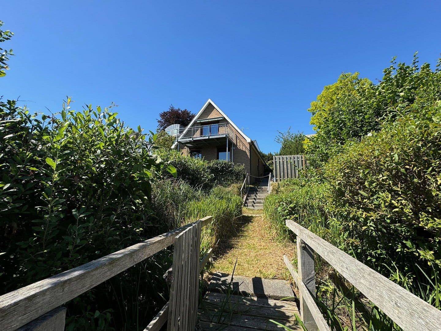 Prodej domu 116 m², pozemek 536 m², Plön, Šlesvicko-Holštýnsko Prodej domu 116 m², pozemek 536 m², Plön, Šlesvicko-Holštýnsko