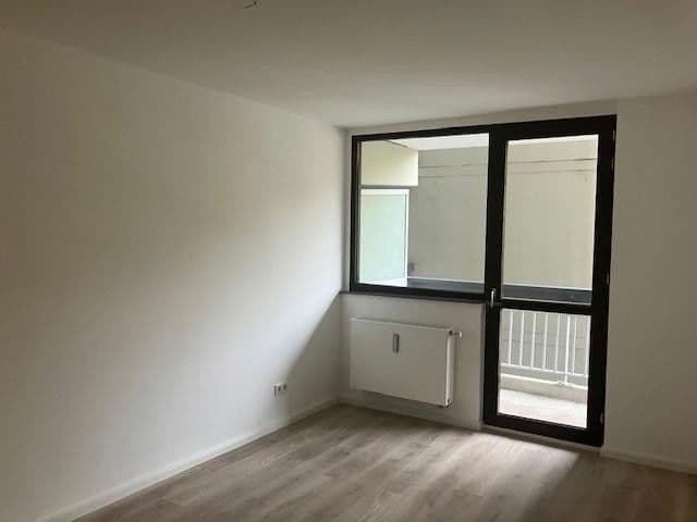 Pronájem bytu 3+1 98 m², Lübecker Strasse 9, Köln, Severní Porýní-Vestfálsko Pronájem bytu 3+1 98 m², Lübecker Strasse 9, Köln, Severní Porýní-Vestfálsko