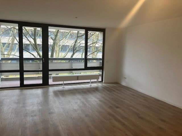 Pronájem bytu 3+1 98 m², Lübecker Strasse 9, Köln, Severní Porýní-Vestfálsko Pronájem bytu 3+1 98 m², Lübecker Strasse 9, Köln, Severní Porýní-Vestfálsko