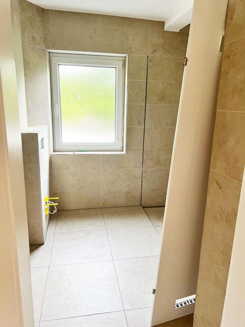 Pronájem bytu 4+1 88 m², Eichbrunnenweg 13, Weißenburg in Bayern, Bavorsko Pronájem bytu 4+1 88 m², Eichbrunnenweg 13, Weißenburg in Bayern, Bavorsko