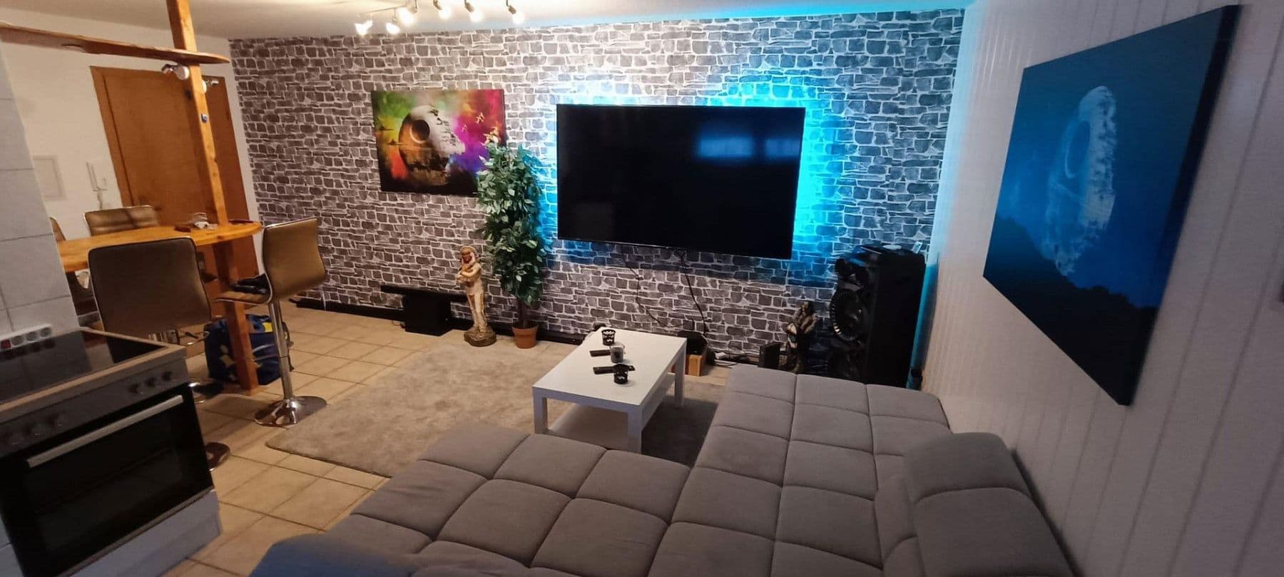 Pronájem bytu 1+1 33 m², Stutensee, Bádensko-Württembersko Pronájem bytu 1+1 33 m², Stutensee, Bádensko-Württembersko