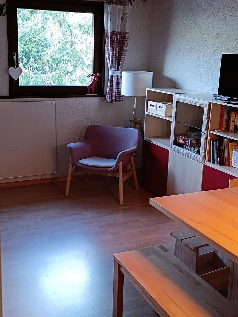 Pronájem bytu 1+1 30 m², Sonnenstr. 9, Oberried, Bádensko-Württembersko Pronájem bytu 1+1 30 m², Sonnenstr. 9, Oberried, Bádensko-Württembersko