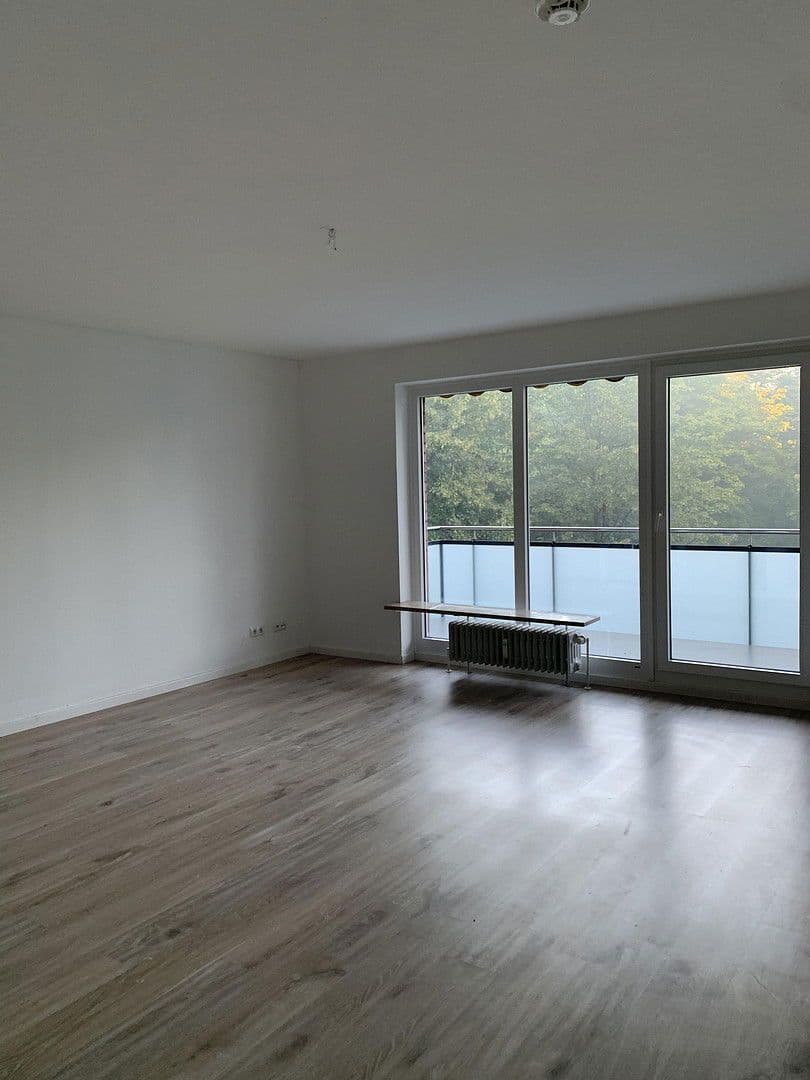 Prodej bytu 3+1 81 m², Hamburger Straße 112f, Ammersbek, Šlesvicko-Holštýnsko Prodej bytu 3+1 81 m², Hamburger Straße 112f, Ammersbek, Šlesvicko-Holštýnsko