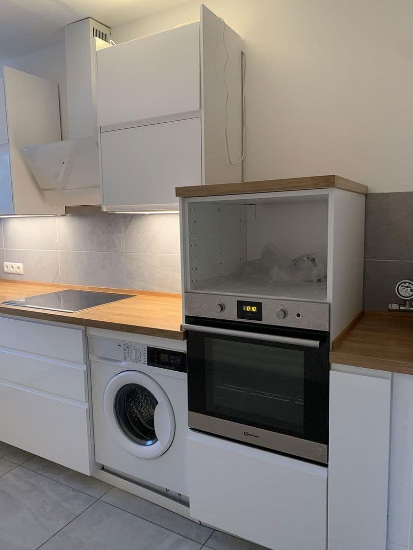 Prodej bytu 3+1 81 m², Hamburger Straße 112f, Ammersbek, Šlesvicko-Holštýnsko Prodej bytu 3+1 81 m², Hamburger Straße 112f, Ammersbek, Šlesvicko-Holštýnsko