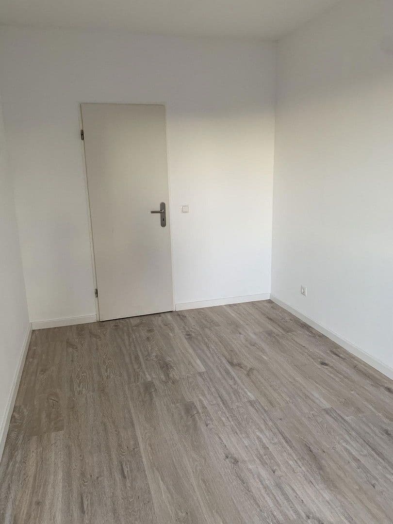 Prodej bytu 3+1 81 m², Hamburger Straße 112f, Ammersbek, Šlesvicko-Holštýnsko Prodej bytu 3+1 81 m², Hamburger Straße 112f, Ammersbek, Šlesvicko-Holštýnsko
