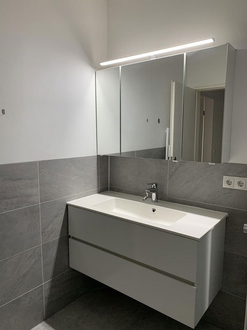 Prodej bytu 3+1 81 m², Hamburger Straße 112f, Ammersbek, Šlesvicko-Holštýnsko Prodej bytu 3+1 81 m², Hamburger Straße 112f, Ammersbek, Šlesvicko-Holštýnsko