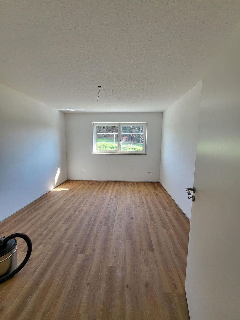 Pronájem domu 145 m², pozemek 500 m², Pfaffenhofen, Bavorsko Pronájem domu 145 m², pozemek 500 m², Pfaffenhofen, Bavorsko