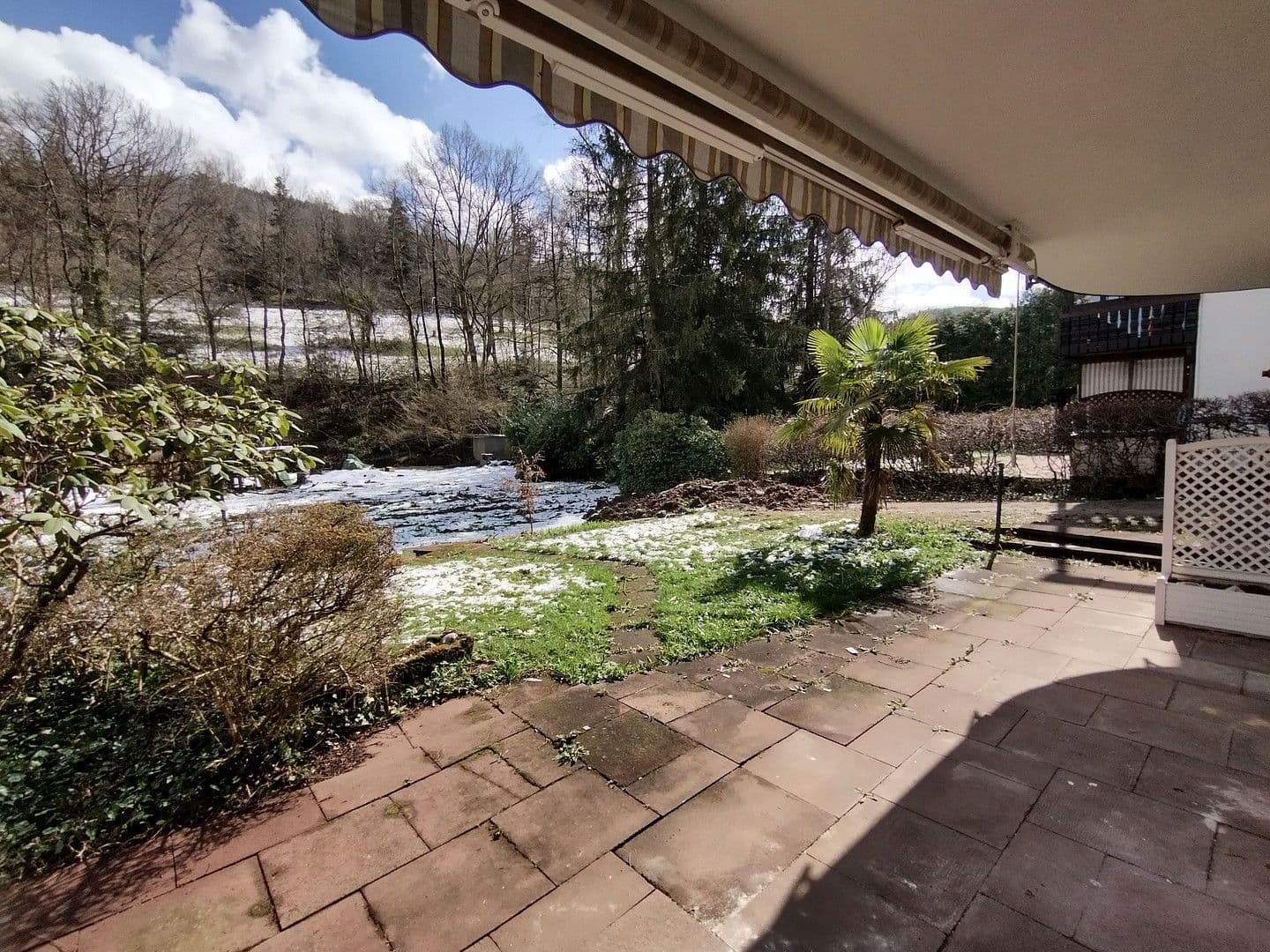 Pronájem bytu 3+1 119 m², Schwimmbadstraße 7, Bad Herrenalb, Bádensko-Württembersko Pronájem bytu 3+1 119 m², Schwimmbadstraße 7, Bad Herrenalb, Bádensko-Württembersko