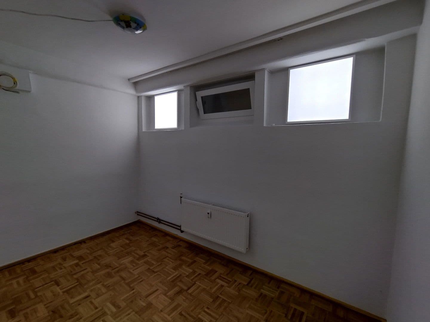 Pronájem bytu 3+1 119 m², Schwimmbadstraße 7, Bad Herrenalb, Bádensko-Württembersko Pronájem bytu 3+1 119 m², Schwimmbadstraße 7, Bad Herrenalb, Bádensko-Württembersko