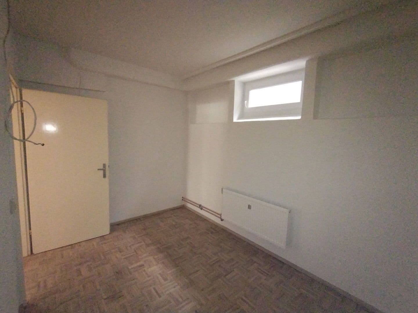 Pronájem bytu 3+1 119 m², Schwimmbadstraße 7, Bad Herrenalb, Bádensko-Württembersko Pronájem bytu 3+1 119 m², Schwimmbadstraße 7, Bad Herrenalb, Bádensko-Württembersko