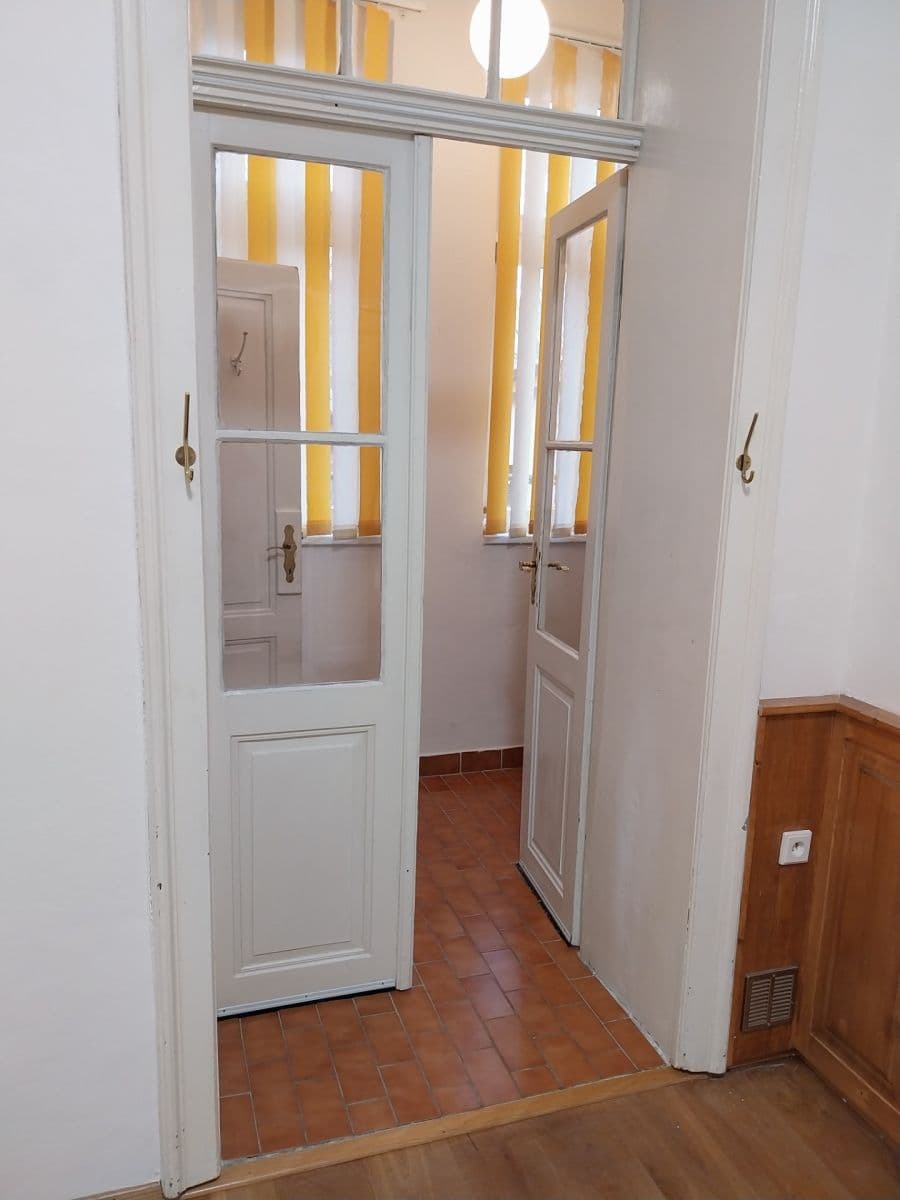 Pronájem bytu 2+1 50 m², Hronovická, Pardubice, Pardubický kraj Pronájem bytu 2+1 50 m², Hronovická, Pardubice, Pardubický kraj