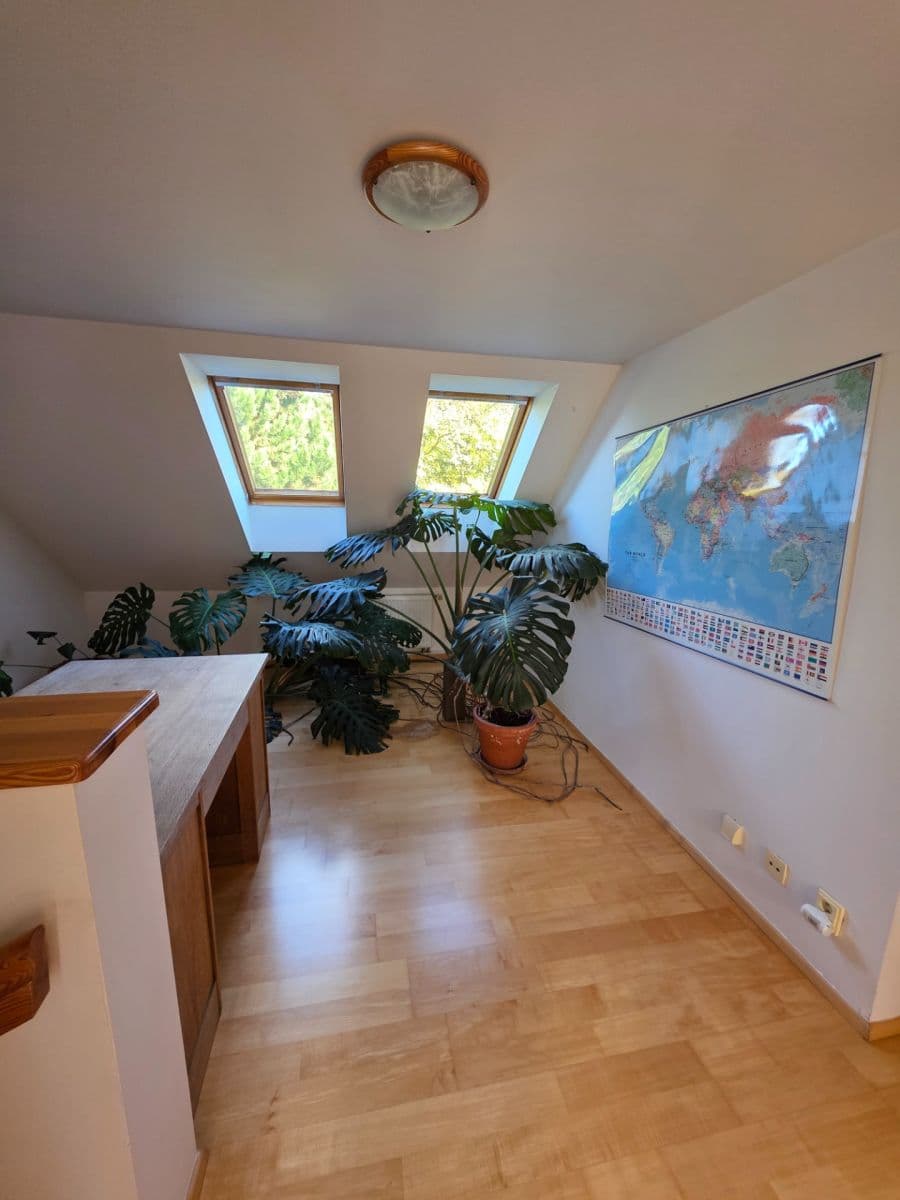 Prodej domu 200 m², pozemek 447 m², Podhořská, Praha, Praha Prodej domu 200 m², pozemek 447 m², Podhořská, Praha, Praha