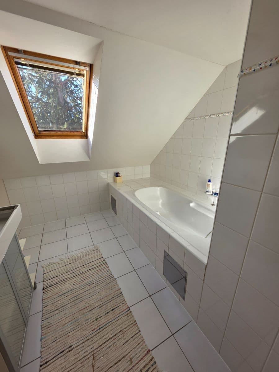 Prodej domu 200 m², pozemek 447 m², Podhořská, Praha, Praha Prodej domu 200 m², pozemek 447 m², Podhořská, Praha, Praha