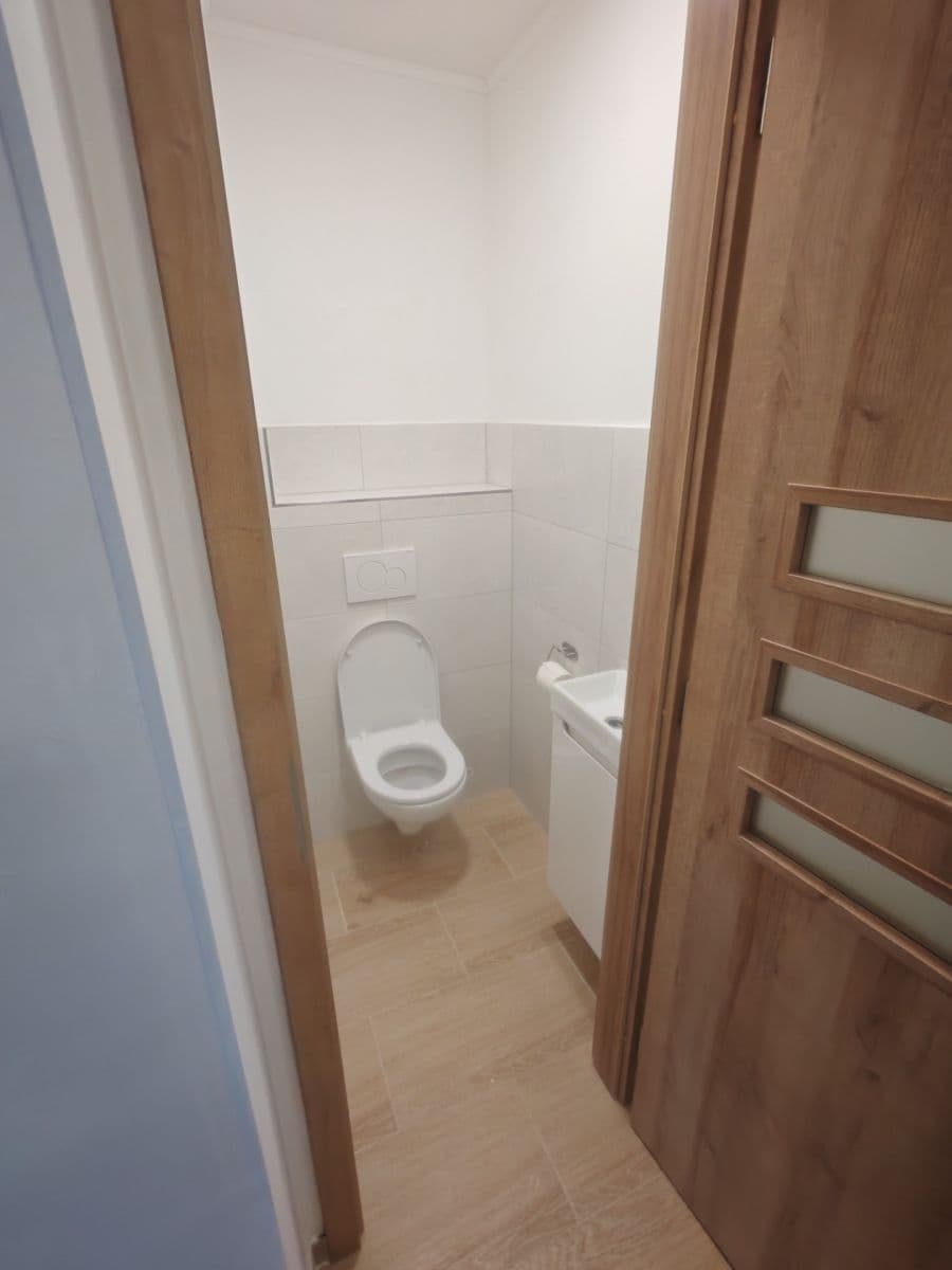 Pronájem bytu 2+kk 52 m², Kralická, Praha, Praha Pronájem bytu 2+kk 52 m², Kralická, Praha, Praha