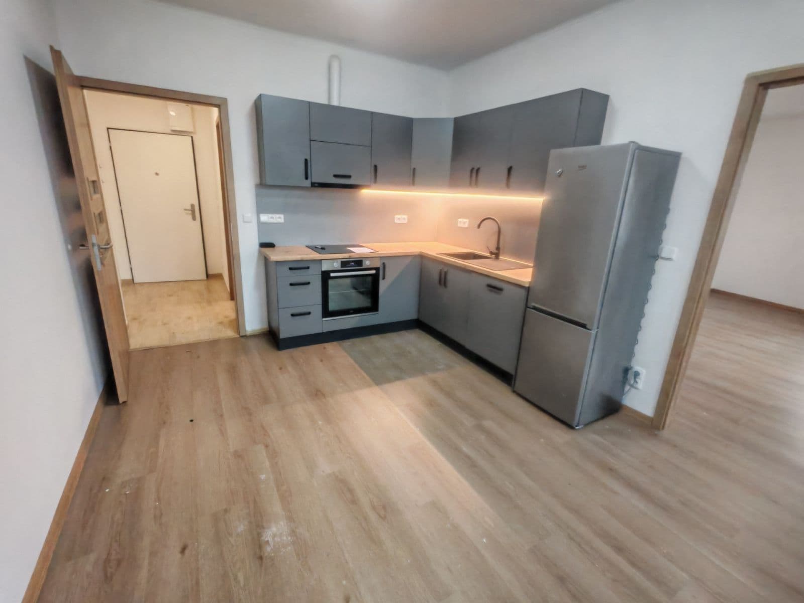Pronájem bytu 2+kk 52 m², Kralická, Praha, Praha Pronájem bytu 2+kk 52 m², Kralická, Praha, Praha