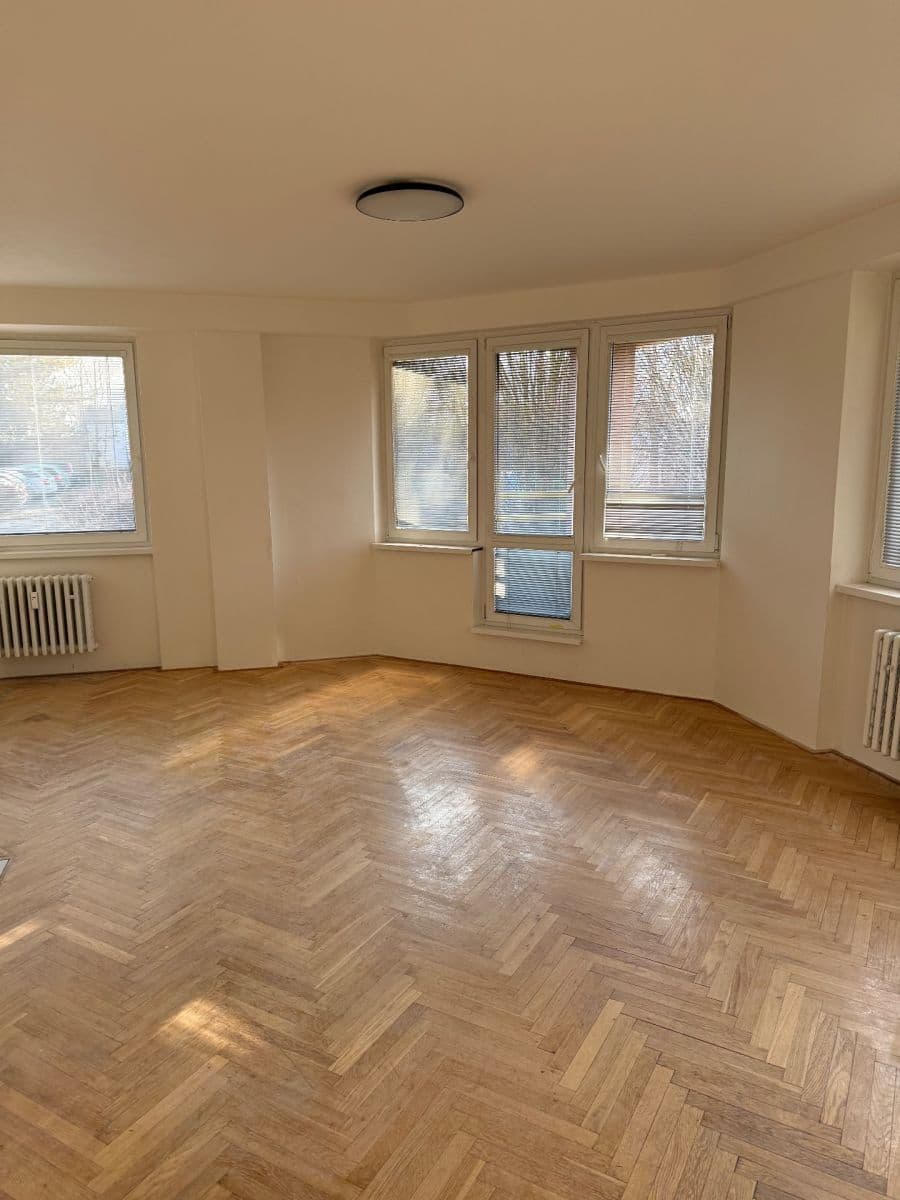 Pronájem bytu 3+kk 77 m², Ke Dvoru, Praha, Praha Pronájem bytu 3+kk 77 m², Ke Dvoru, Praha, Praha