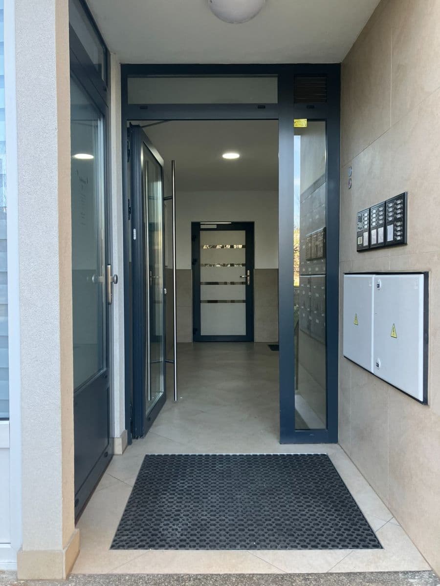 Pronájem bytu 3+kk 74 m², U Sluncové, Praha, Praha Pronájem bytu 3+kk 74 m², U Sluncové, Praha, Praha